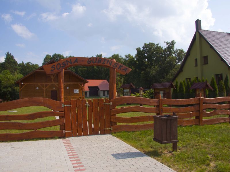 ???: Zentrum für ökologische Bildung in Dzikowo